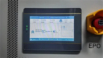 No-load voltage of solar panels is normal